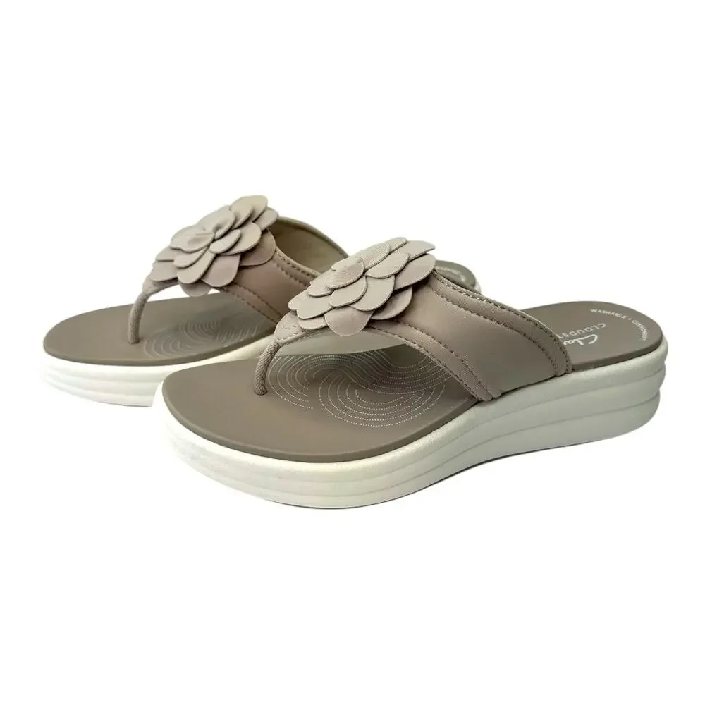 Clarks Cloudsteppers Washable Thong Sandals Drift Flora Sz 6 Stone Taupe Flower - Picture 12 of 12
